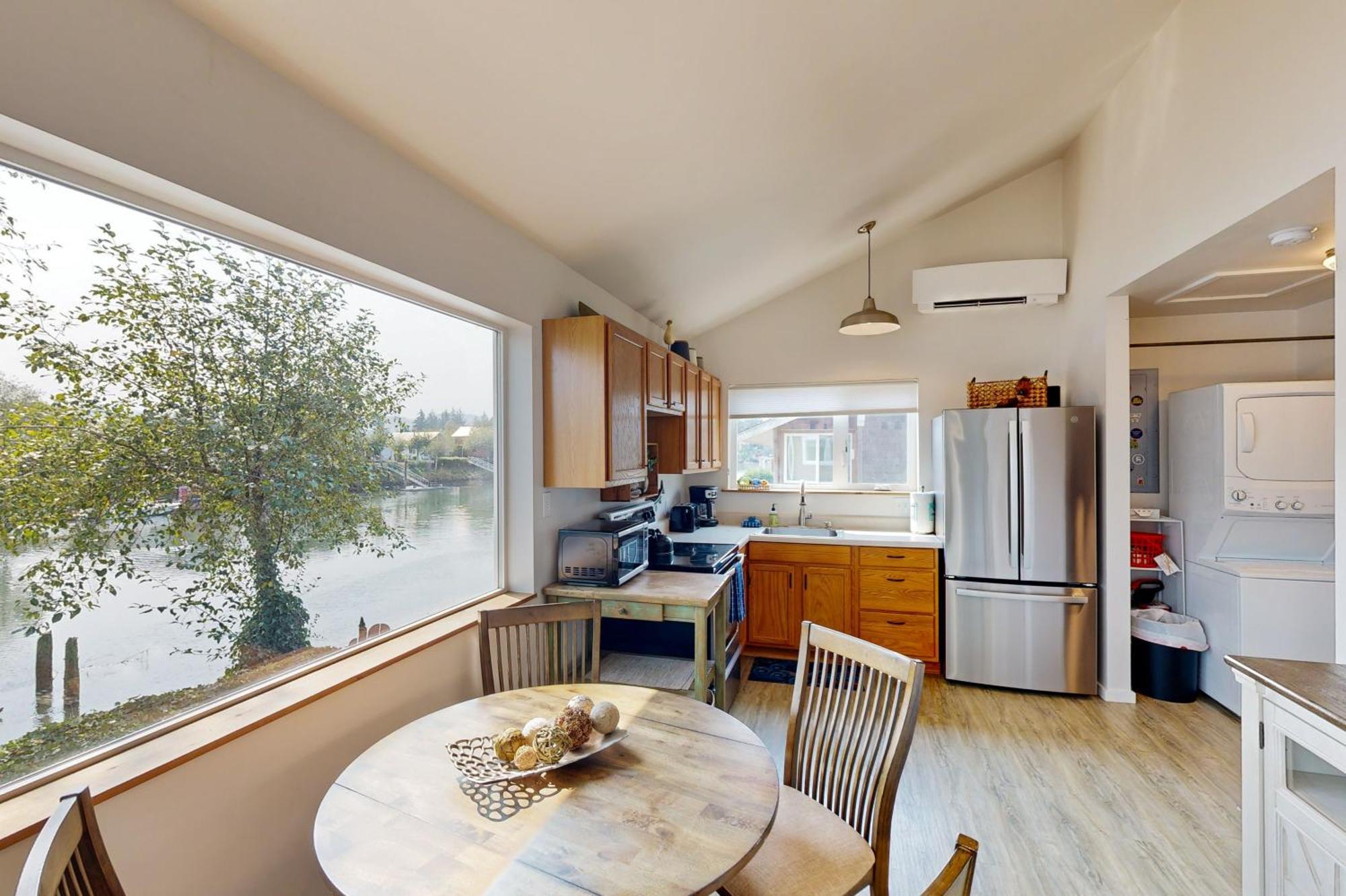 River Otter Nehalem Bagian luar foto